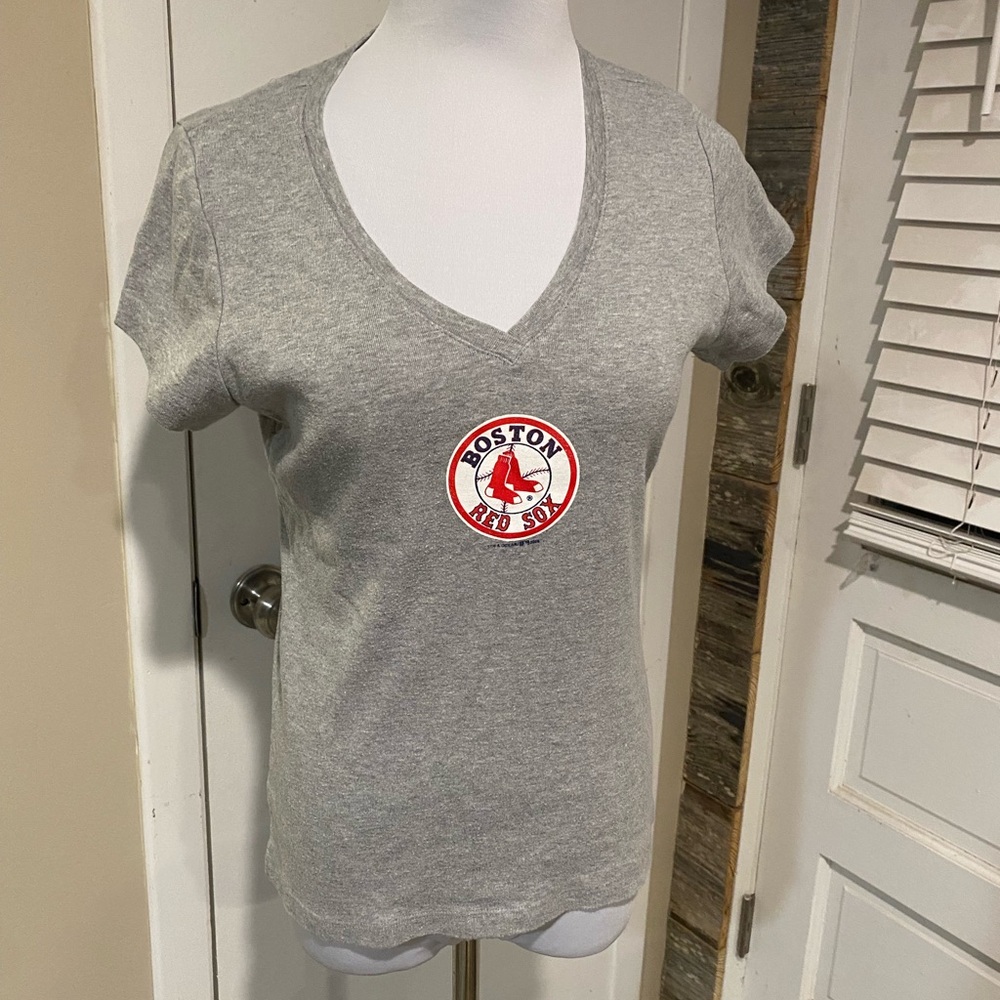 Boston Red Sox Women's Gray V-Neck Top